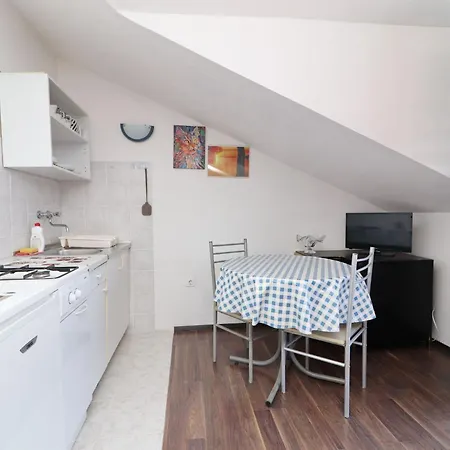 Karbuni By The Sea - One Bedroom With Terrace And Sea View A4 Apartman